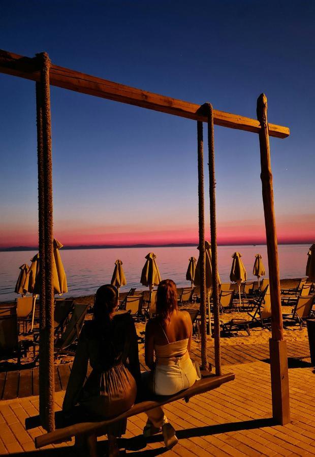Hotel Golden Sun Néa Meságkala Zewnętrze zdjęcie
